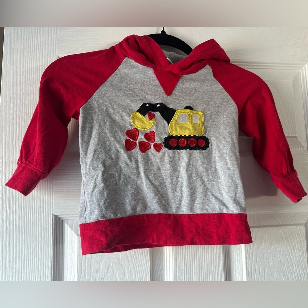 (2t/3t) Excavator hearts hoodie
